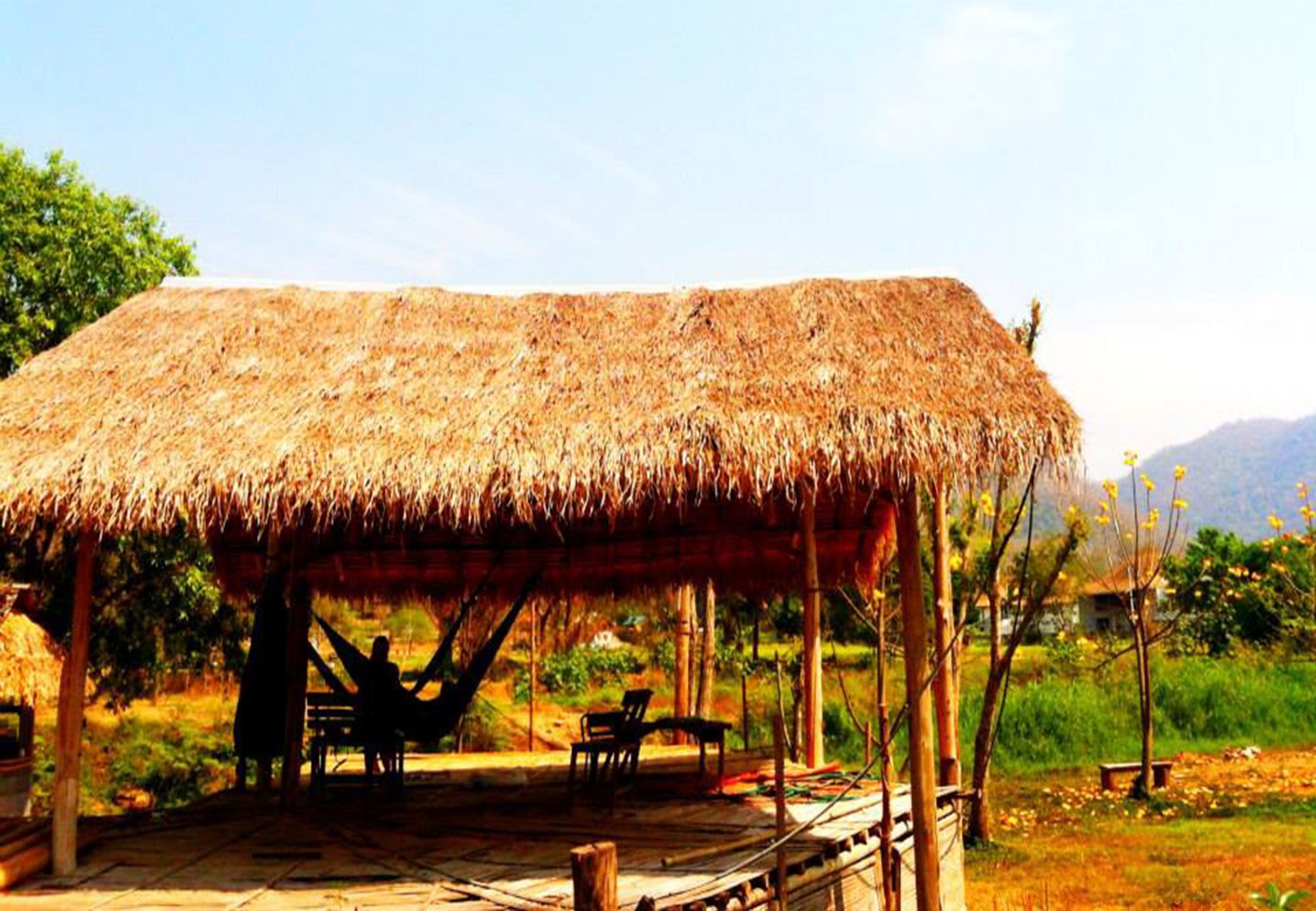 Giant House Riverside Pai Buitenkant foto